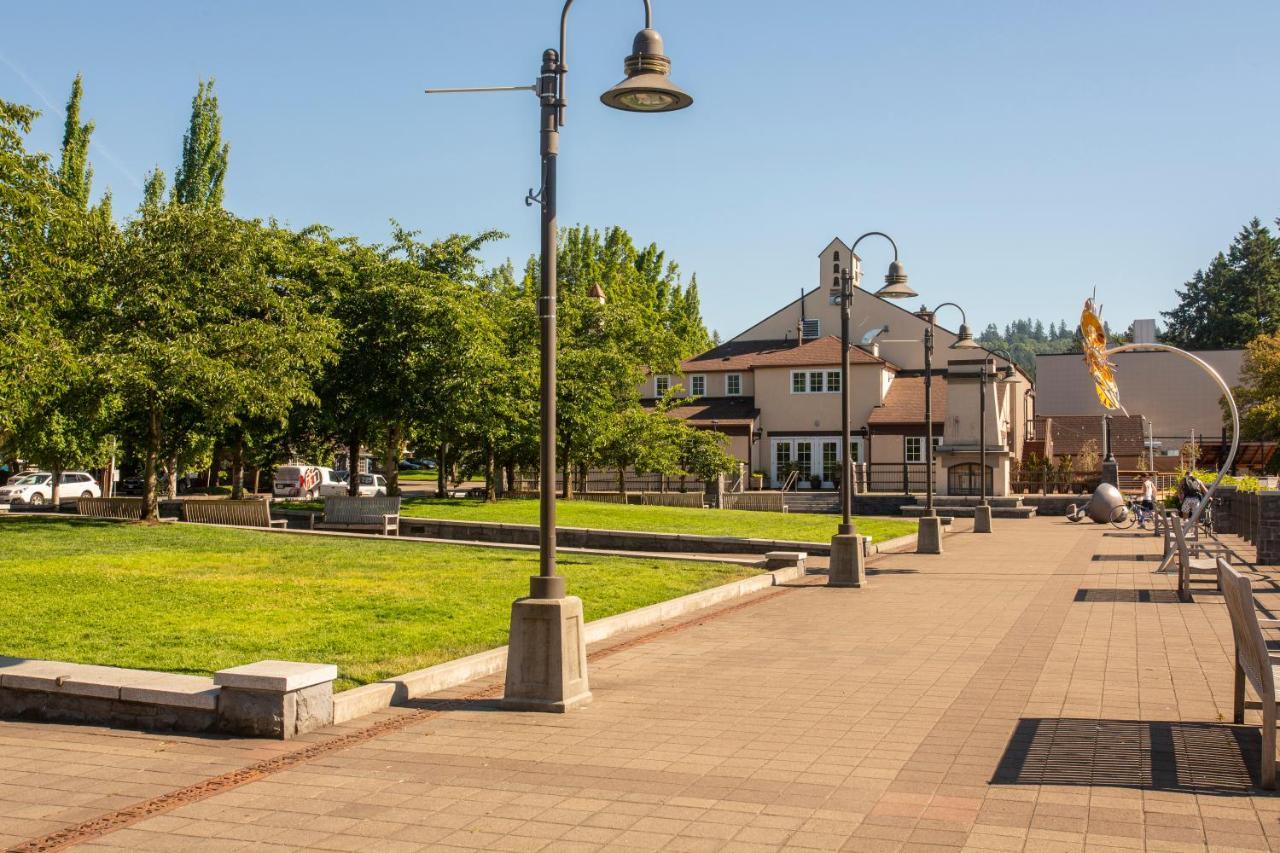 Lakeshore Inn Lake Oswego Exterior foto